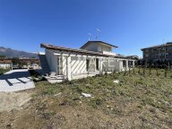 vendita villetta bifamiliare Massa