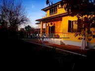 vendita villetta bifamiliare Massa