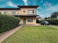 vendita villetta bifamiliare Forte dei Marmi