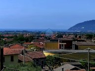 vendita casa singola Luni