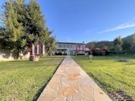 vendita casa singola Camaiore
