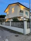 vendita villetta bifamiliare Camaiore