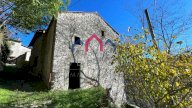 vendita casa semindipendente Bagni di Lucca