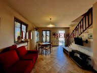 vendita casa semindipendente Camaiore