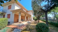 vendita villetta trifamiliare Rosignano Marittimo
