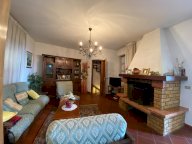 vendita villetta bifamiliare Carmignano