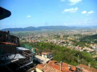 vendita casa semindipendente Luni