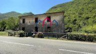 vendita casa singola Bagni di Lucca