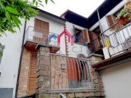 vendita casa semindipendente Fabbriche di Vergemoli