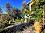 vendita casa singola Luni