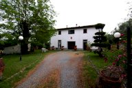 vendita villetta quadrifamiliare Peccioli
