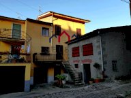 vendita casa semindipendente Borgo a Mozzano