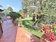 vendita villetta a schiera Campi Bisenzio