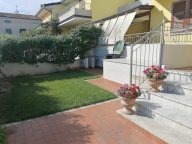 vendita villetta a schiera Carrara