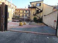 Box singolo Milano Affori ingresso da via F. Faccio