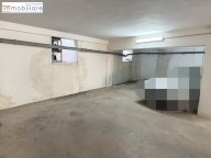 Box auto a Martano