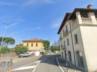 vendita box/posto auto Sarezzo