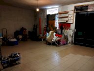 vendita box/posto auto Vicopisano