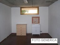 vendita box/posto auto Calci