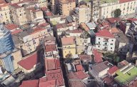 Napoli Centro  Sanità Intero stabile cielo terra ristrutturato