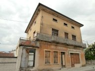 Vendita Stabile / Palazzo Aviano