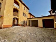 Vendita Stabile / Palazzo Cassago Brianza