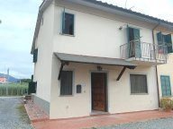 vendita terratetto Pescia