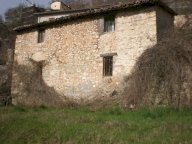 Casale da ricostruire a Capo del Colle di Norcia