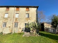 vendita rustico/corte Lucca