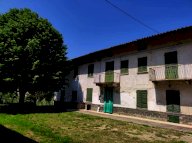 V Rustico Agliano Terme