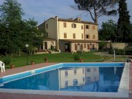 vendita rustico/corte Terricciola