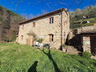 vendita rustico/corte Buti