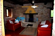 Vendita CASALE AMANDOLA