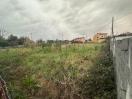 vendita terreno residenziale Luni