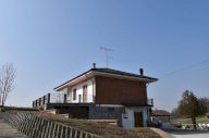 V Villa Isola d'Asti