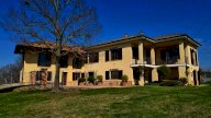 V Villa Calosso