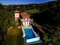 V Villa Calamandrana