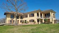 V Villa Calosso