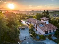 V Villa Calamandrana