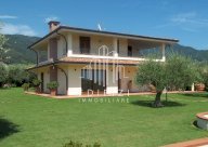 vendita villa Massa