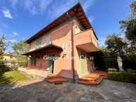 vendita villa Forte dei Marmi