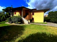 vendita villa Capraia e Limite