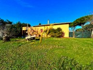 vendita villa Cecina