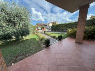 vendita villa Capannori