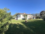 vendita villa Seravezza