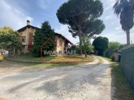 vendita villa Camaiore