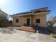 vendita villa Carrara