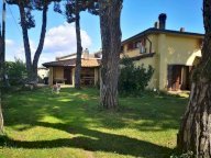 vendita villa Carrara