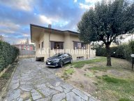 vendita villa Pietrasanta