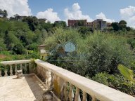 vendita villa Carrara